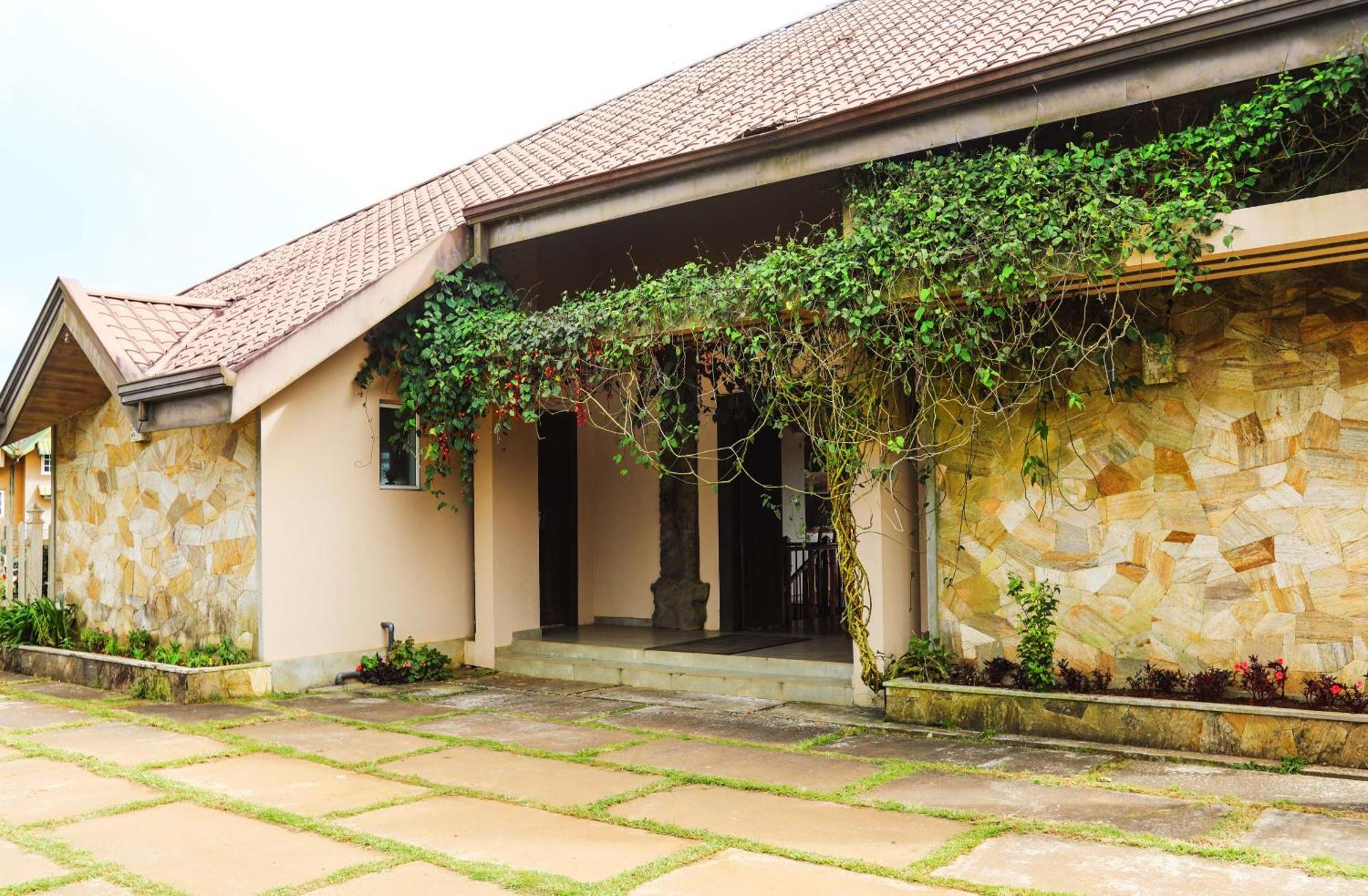 Villa Acacia Нувара Елия Екстериор снимка
